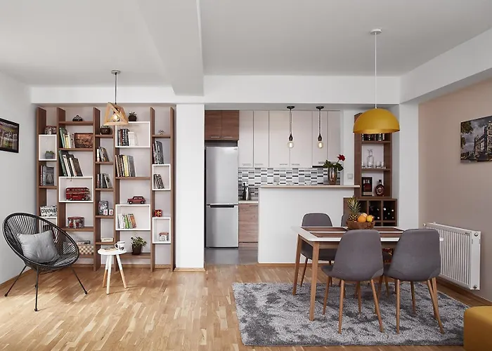 아파트 - Spacious Duplex